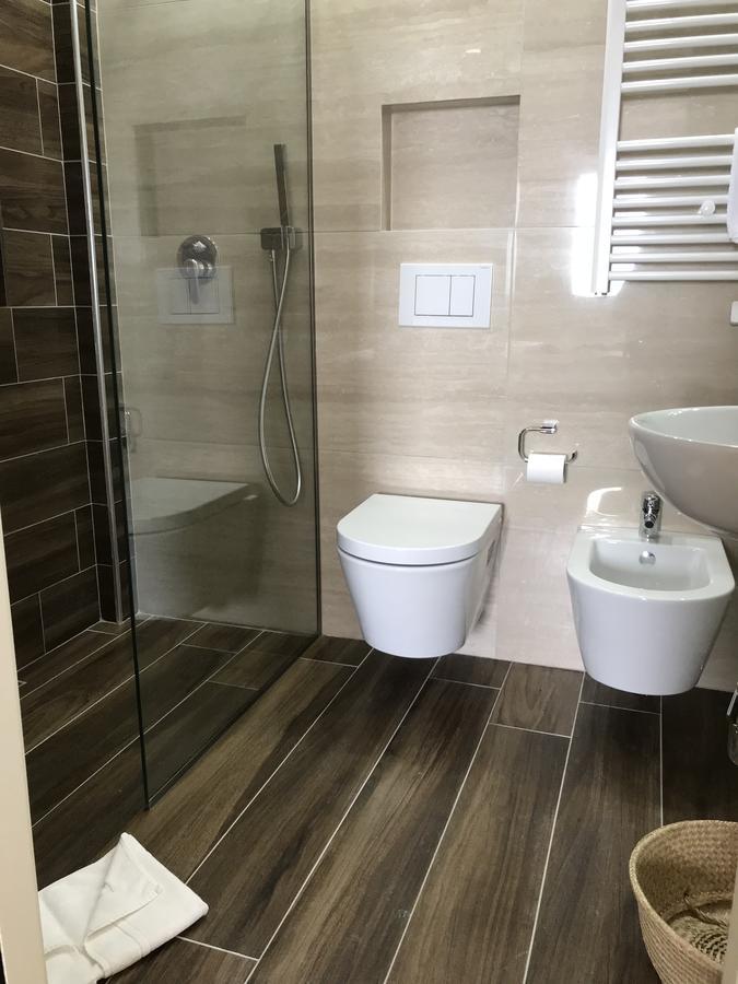 Hotel Nais دراس المظهر الخارجي الصورة